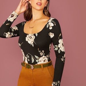 Long sleeve floral top